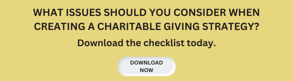 Image inviting people to download a checklist of things to consider when establishing charitable giving strategies.